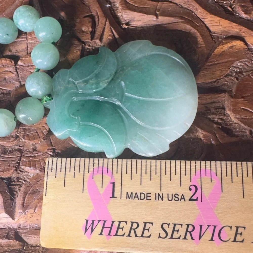 VTG Estate Pendant Necklace Apple Green Jade Hand Carved Floral Hong Kong 26” - Picture 8 of 11